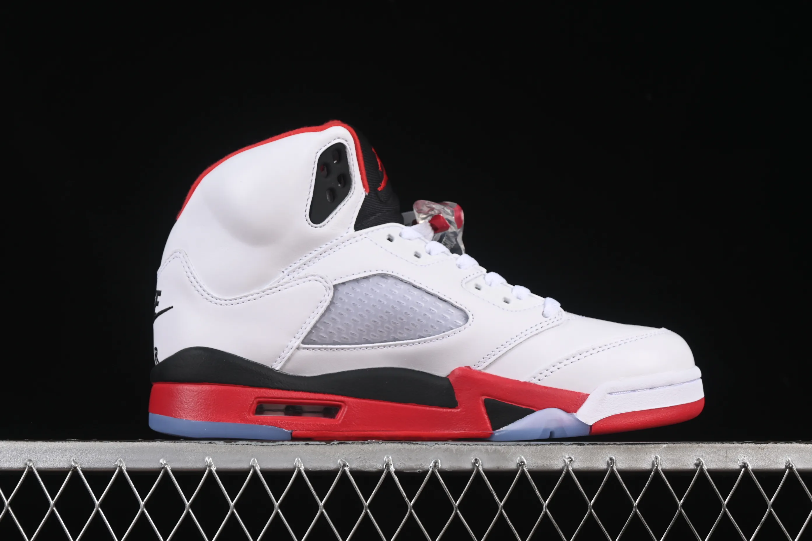 All categories Air Jordan Jordan series basketball shoes Air Jordan 5 L version Air Jordan 5 Retro "Fire Red Black Tongue" AJ5 Joe 5 Rukawa Maple Flame Red first layer basketball shoes HQ7978-101